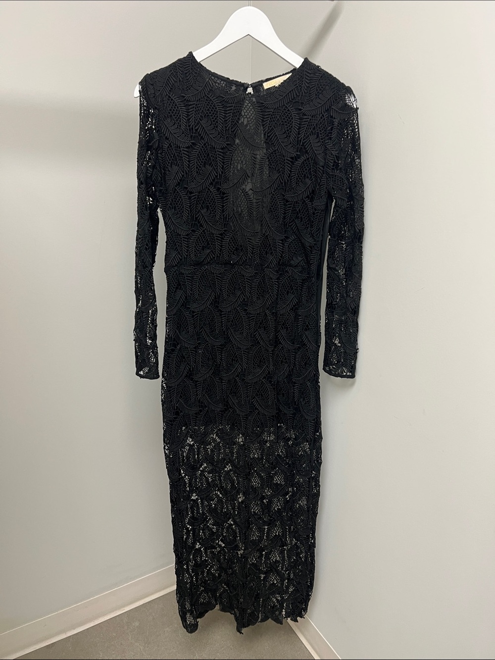 Elegant Black Lace Long Sleeve Maxi Dress